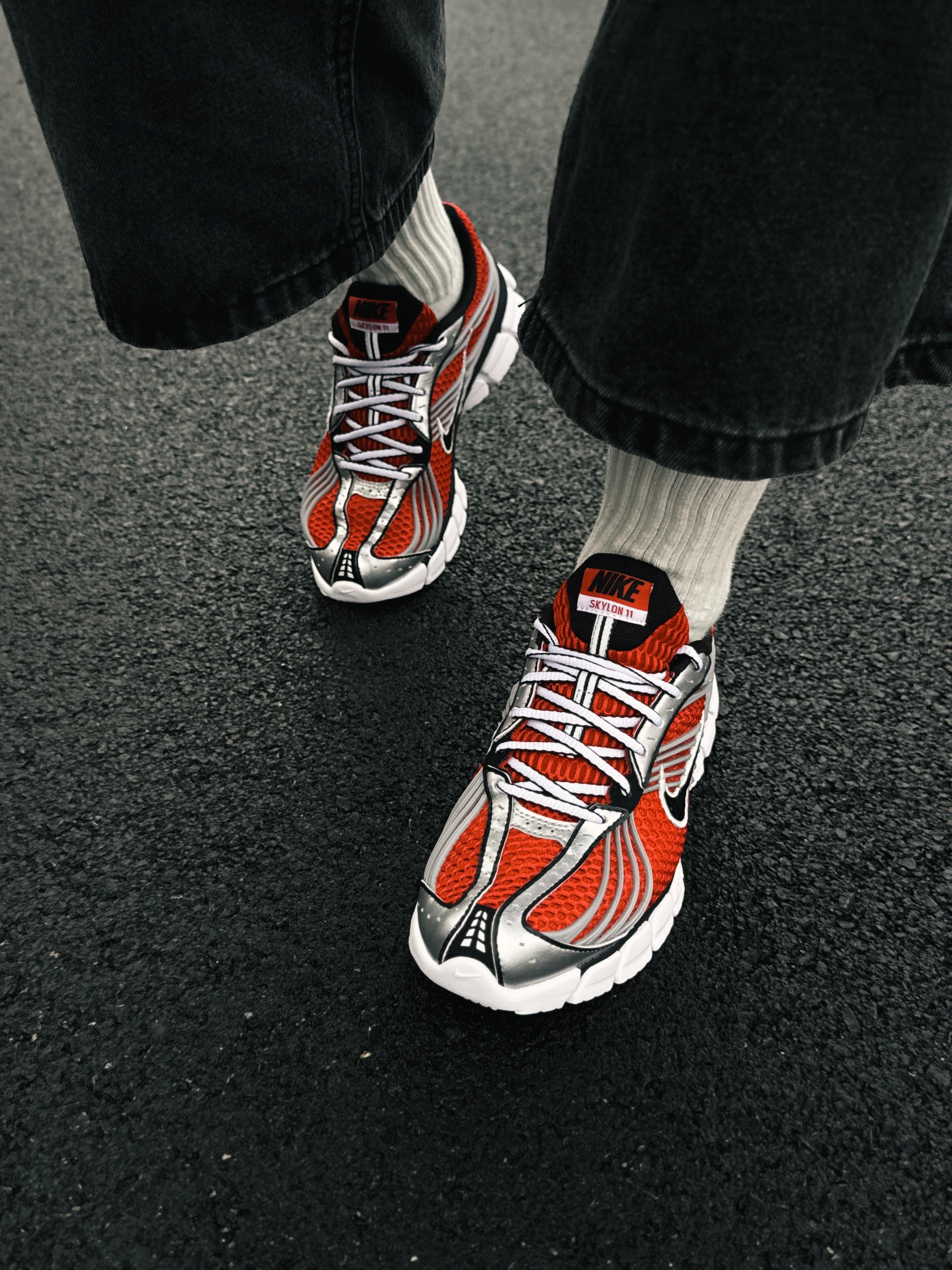 红银复古跑鞋太上头了!Nike Skylon II 上脚实测 🔥